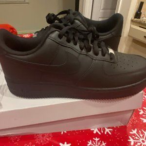Mens Nike Air Force 1 Triple Black